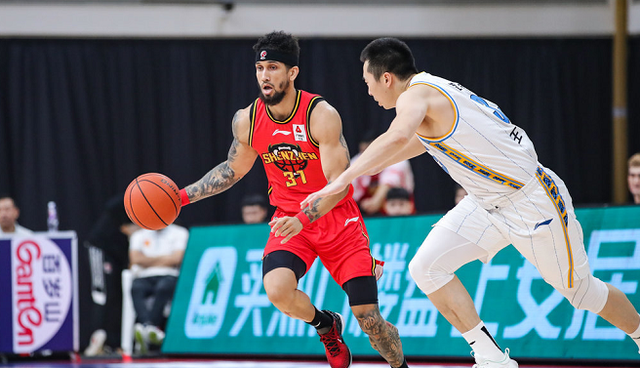 关于沙尔克队员备战弗赖堡比赛,希望成功拿下三分的信息 关于沙尔克队员备战弗赖堡比赛,希望成功拿下三分的信息