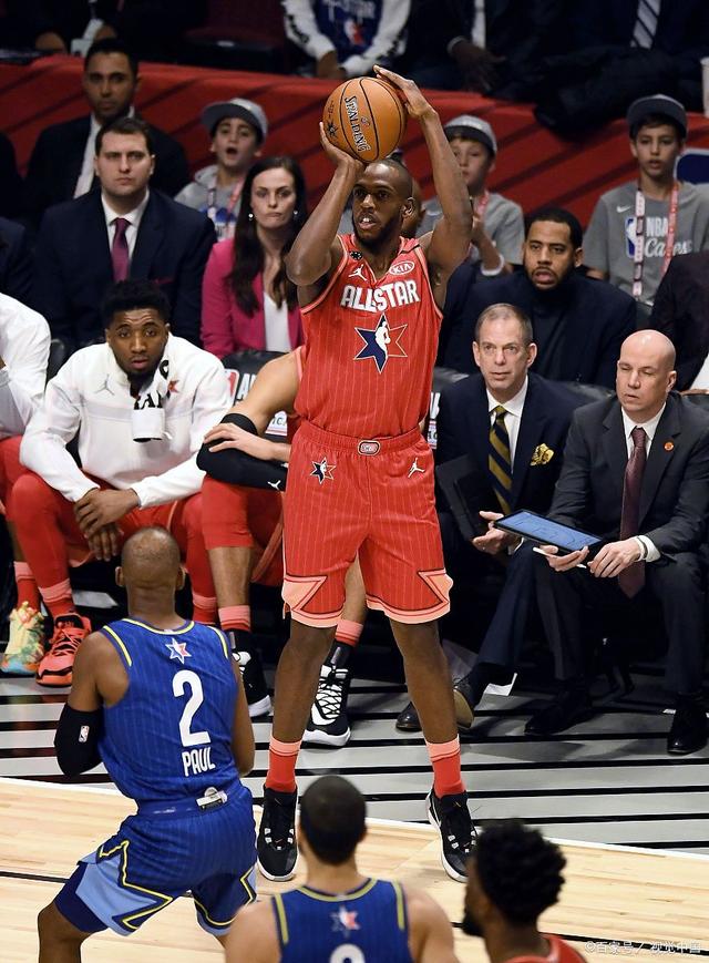 关于联盟年度MVP归属谁手,争议不断的信息 关于联盟年度MVP归属谁手,争议不断的信息