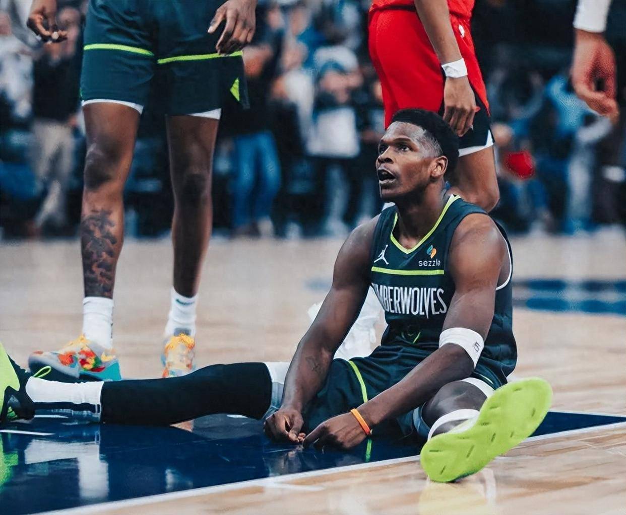 森林狼年轻球员崭露头角,或将成为未来希望 森林狼年轻球员崭露头角,或将成为未来希望