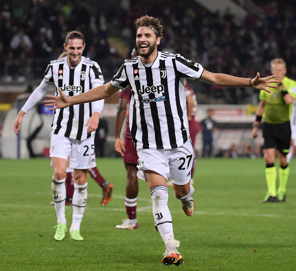 关于尤文图斯客场大胜，稳固领先地位的信息