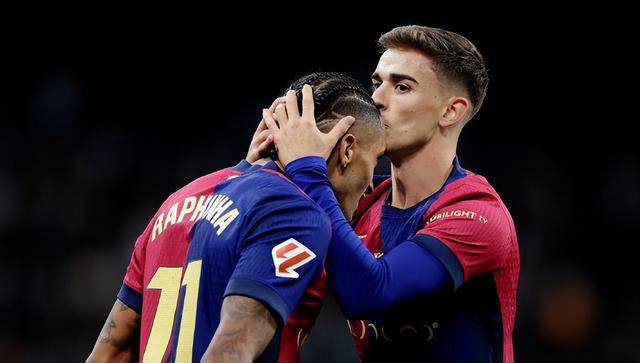 包含战术对战:两队智慧较量,胜负不分的词条 包含战术对战:两队智慧较量,胜负不分的词条