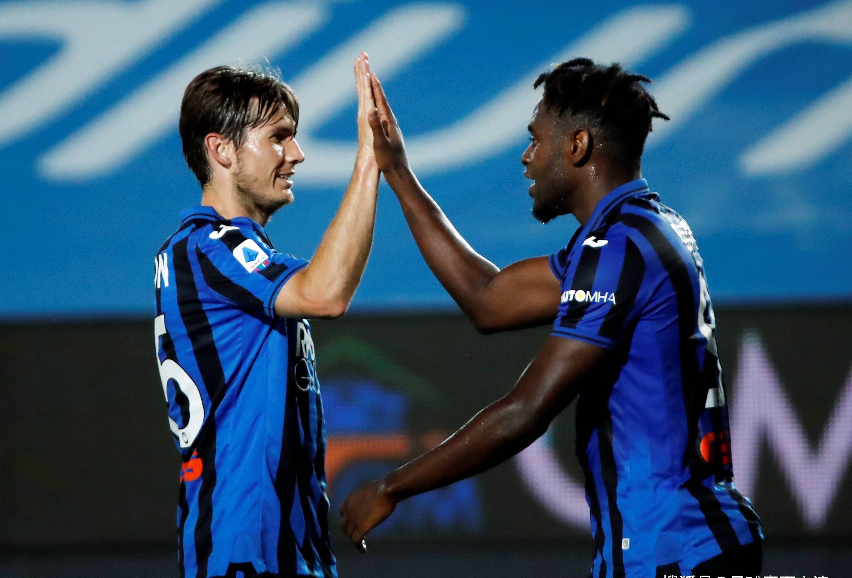 切尔西激战取胜,深入晋级淘汰赛 切尔西激战取胜,深入晋级淘汰赛