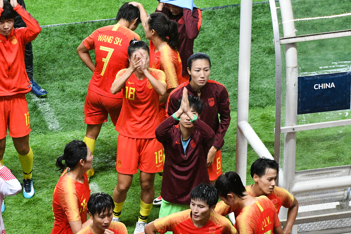 国内球队亮相国际赛事,轰动全场取得胜利的简单介绍 国内球队亮相国际赛事,轰动全场取得胜利的简单介绍