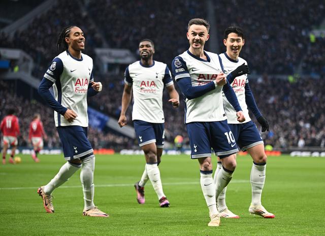 托特纳姆热刺主场迎战阿森纳,英超战力对决! 托特纳姆热刺主场迎战阿森纳,英超战力对决!