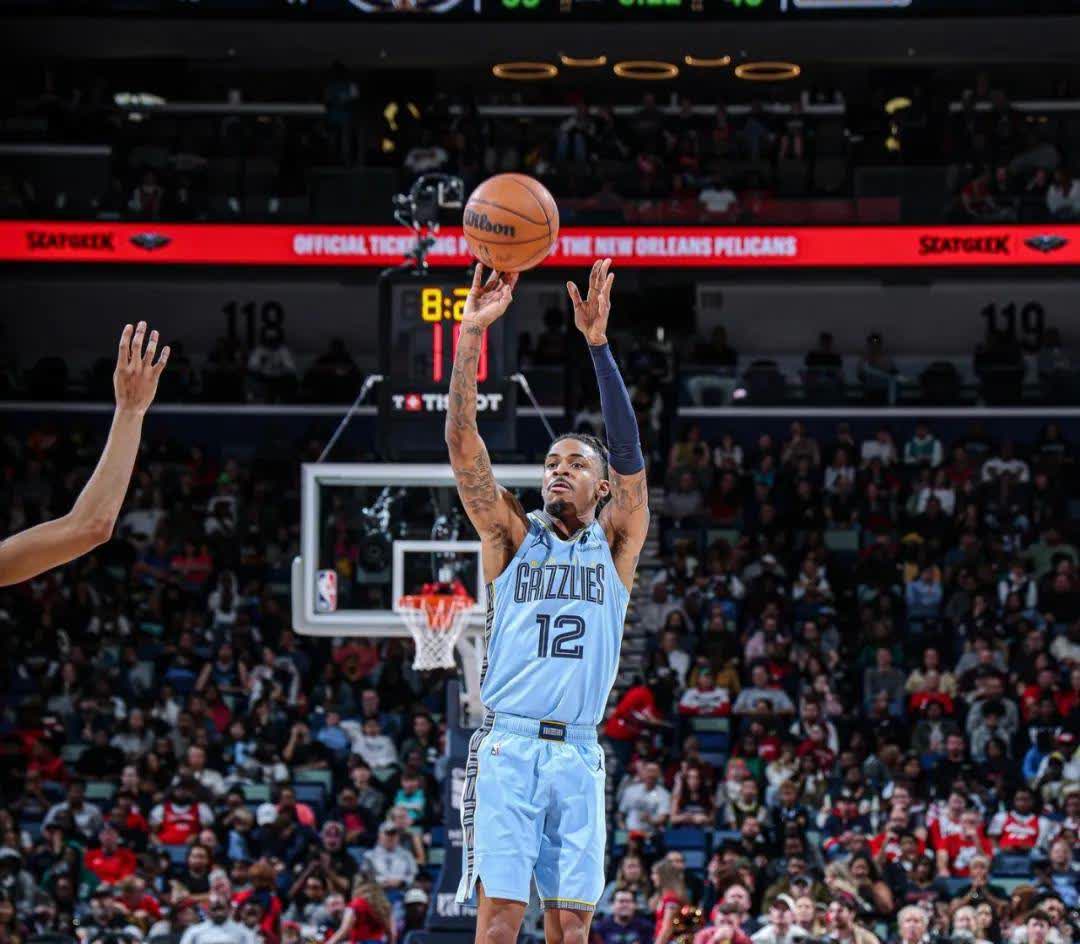 灰熊新秀莫兰特在比赛中实现突破