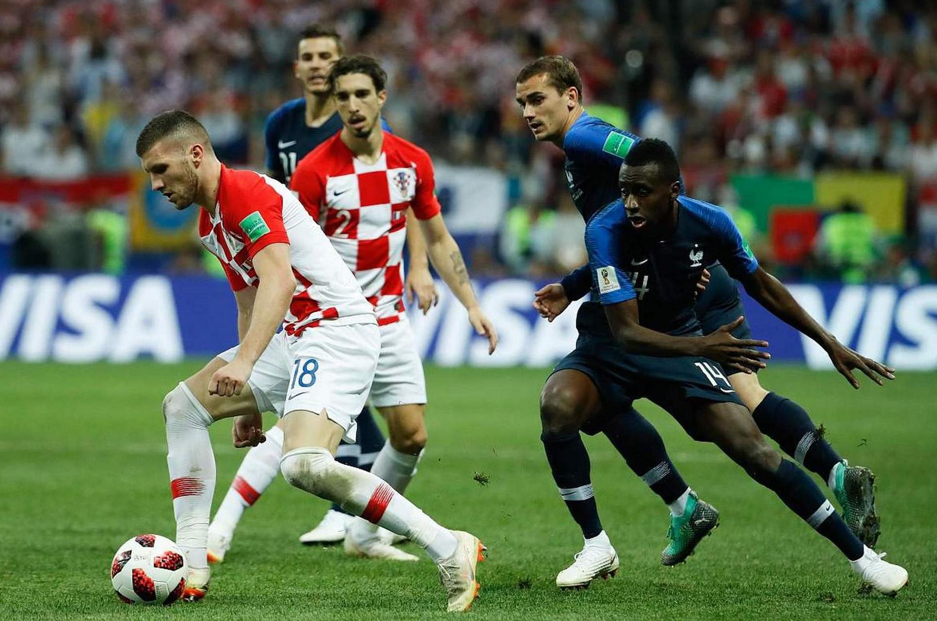 意大利挑战克罗地亚，欧预赛四强之争白热化！的简单介绍