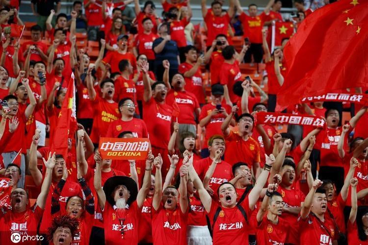 国足备战亚洲杯赛场备战全面展开 国足备战亚洲杯赛场备战全面展开