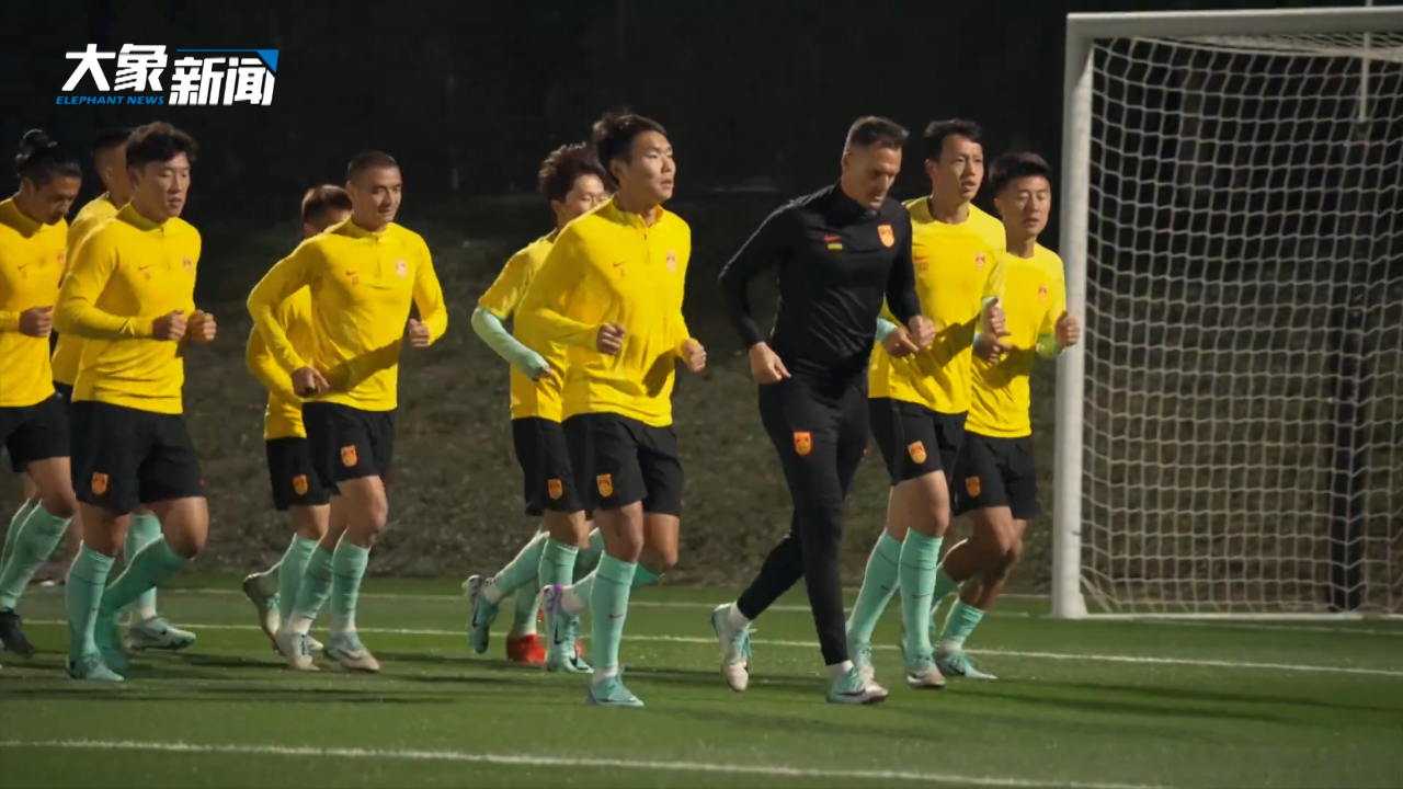 国足备战亚洲杯赛场备战全面展开 国足备战亚洲杯赛场备战全面展开
