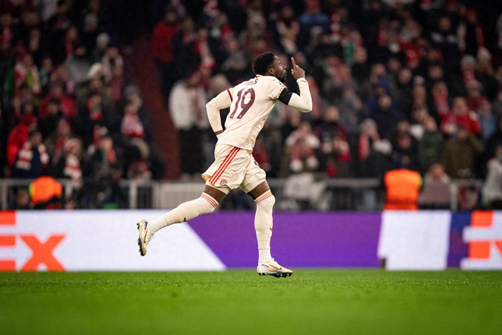 关于拜仁慕尼黑镇压美因茨,-取得胜利的信息 关于拜仁慕尼黑镇压美因茨,-取得胜利的信息