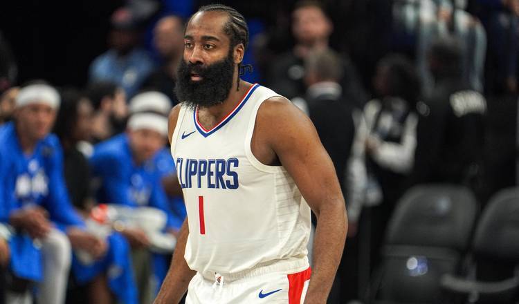 关于塞尔维亚出色表现，捷克队难以抵挡压力的信息