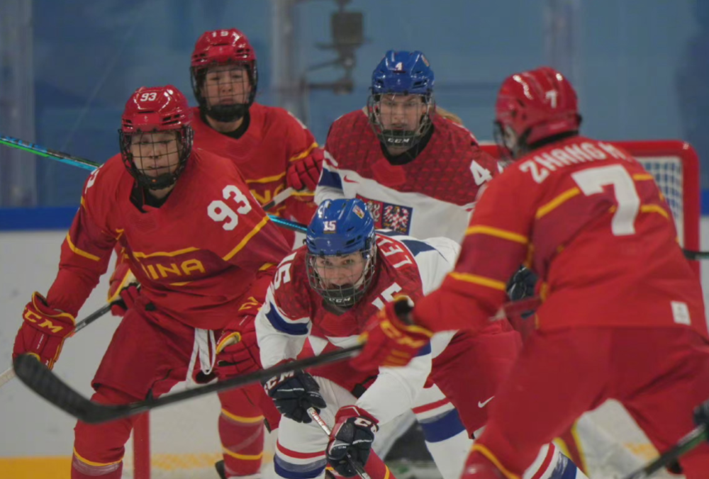 西部强队再战东部劲旅，勇士取得胜利