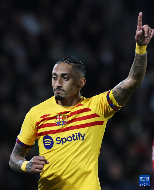 巴塞罗那球员在国家队比赛中取得出色成绩的简单介绍