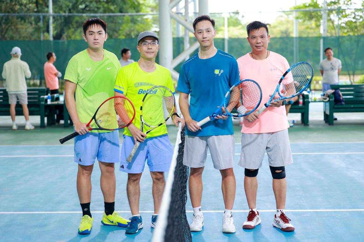 网球赛场大战连连,选手之间角逐激动人心的简单介绍 网球赛场大战连连,选手之间角逐激动人心的简单介绍