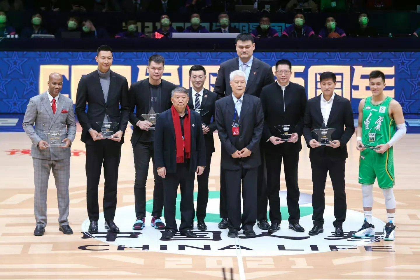 姚明入选名人堂：中国篮球迎来荣耀时刻