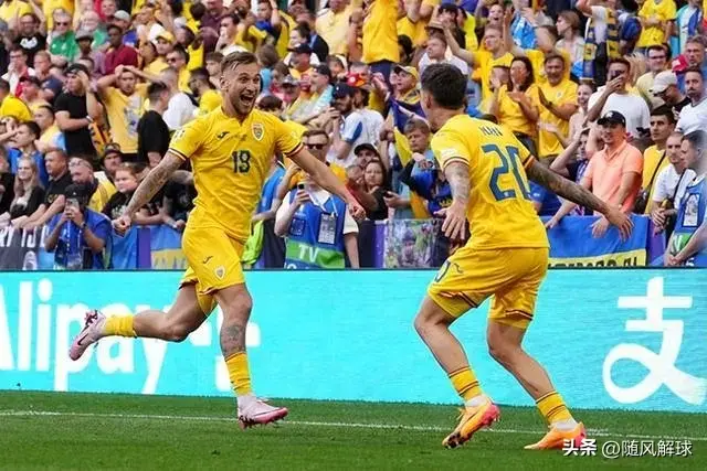 斯洛伐克击败波兰，欧洲杯赛场战绩大逆转的简单介绍