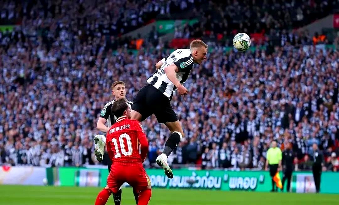 出色表现,带领球队实现逆转胜利 出色表现,带领球队实现逆转胜利