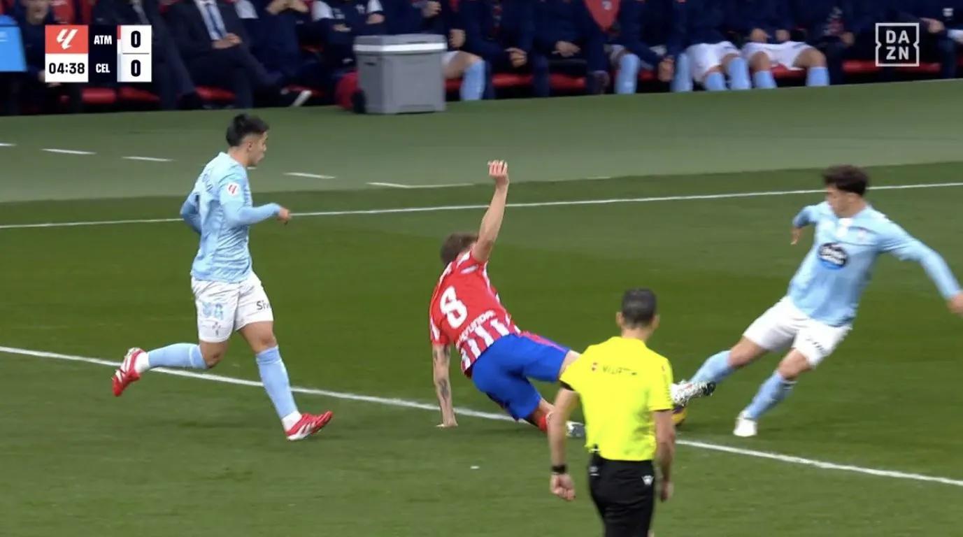 马洛卡前锋梅开二度,助球队扭转局势 马洛卡前锋梅开二度,助球队扭转局势