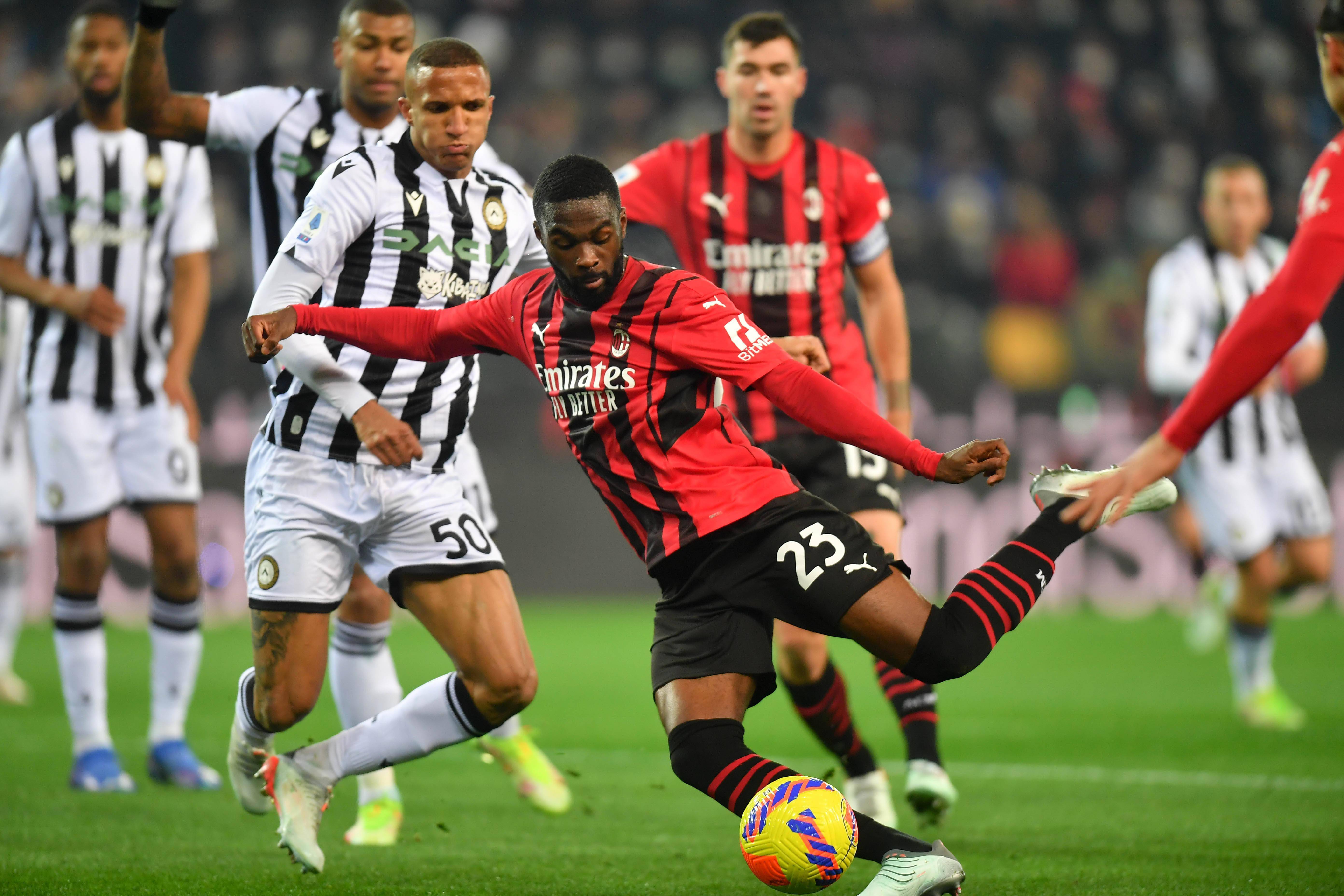 包含AC米兰逆转胜利，那不勒斯主场失利的词条