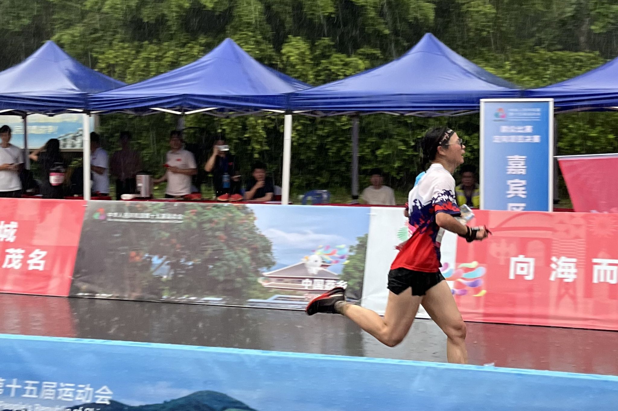 女子团体再获佳绩,实现梦想 女子团体再获佳绩,实现梦想