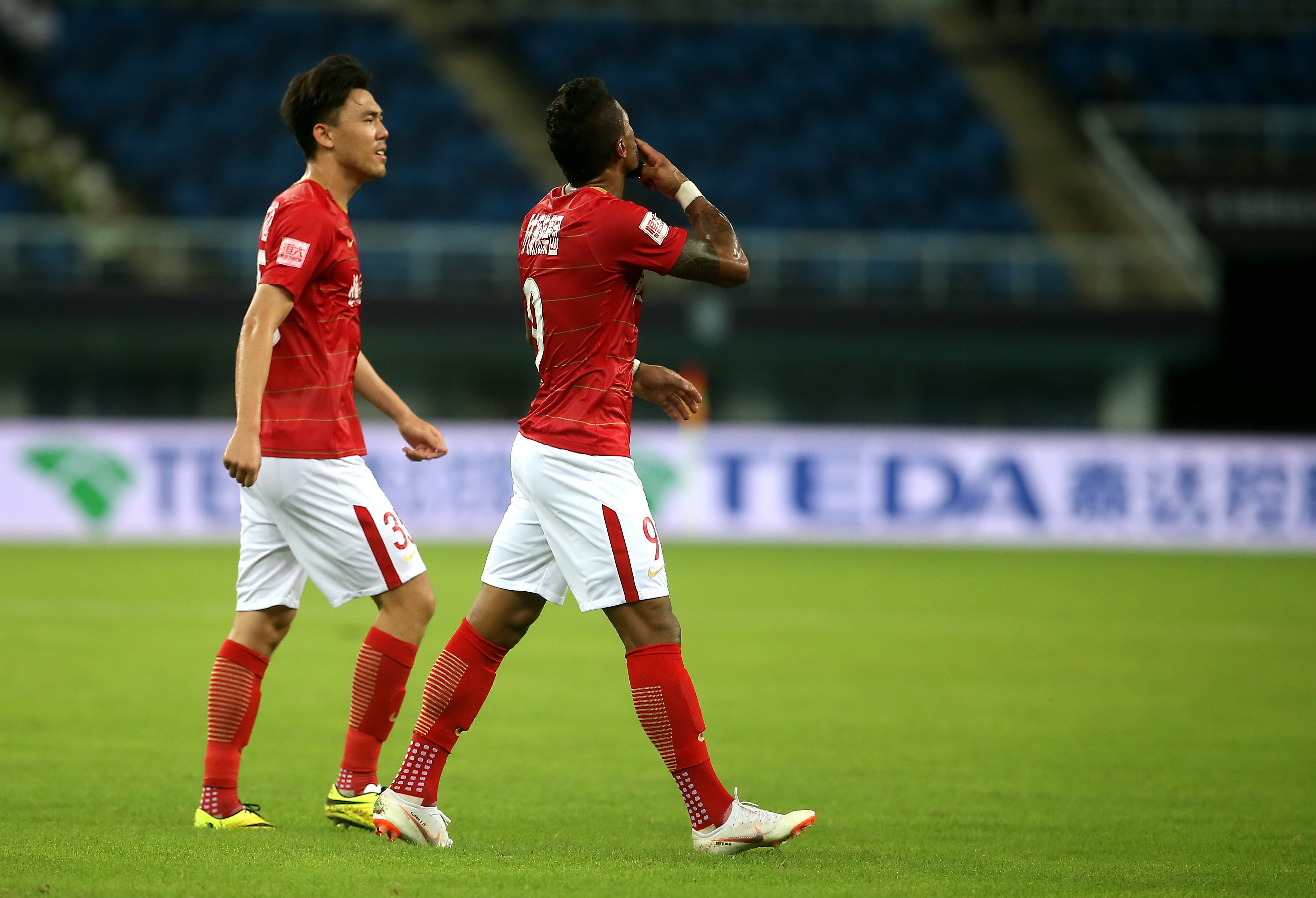 外援异军突起:泰达外援连续破门表现抢眼! 外援异军突起:泰达外援连续破门表现抢眼!