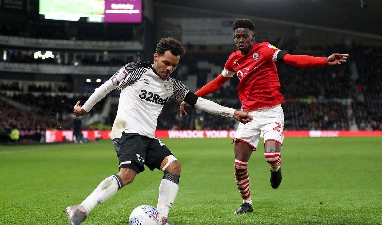 基达菲主场惨败,积分榜下滑 基达菲主场惨败,积分榜下滑