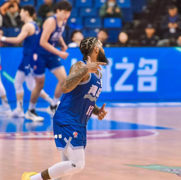 基达菲主场惨败,积分榜下滑 基达菲主场惨败,积分榜下滑