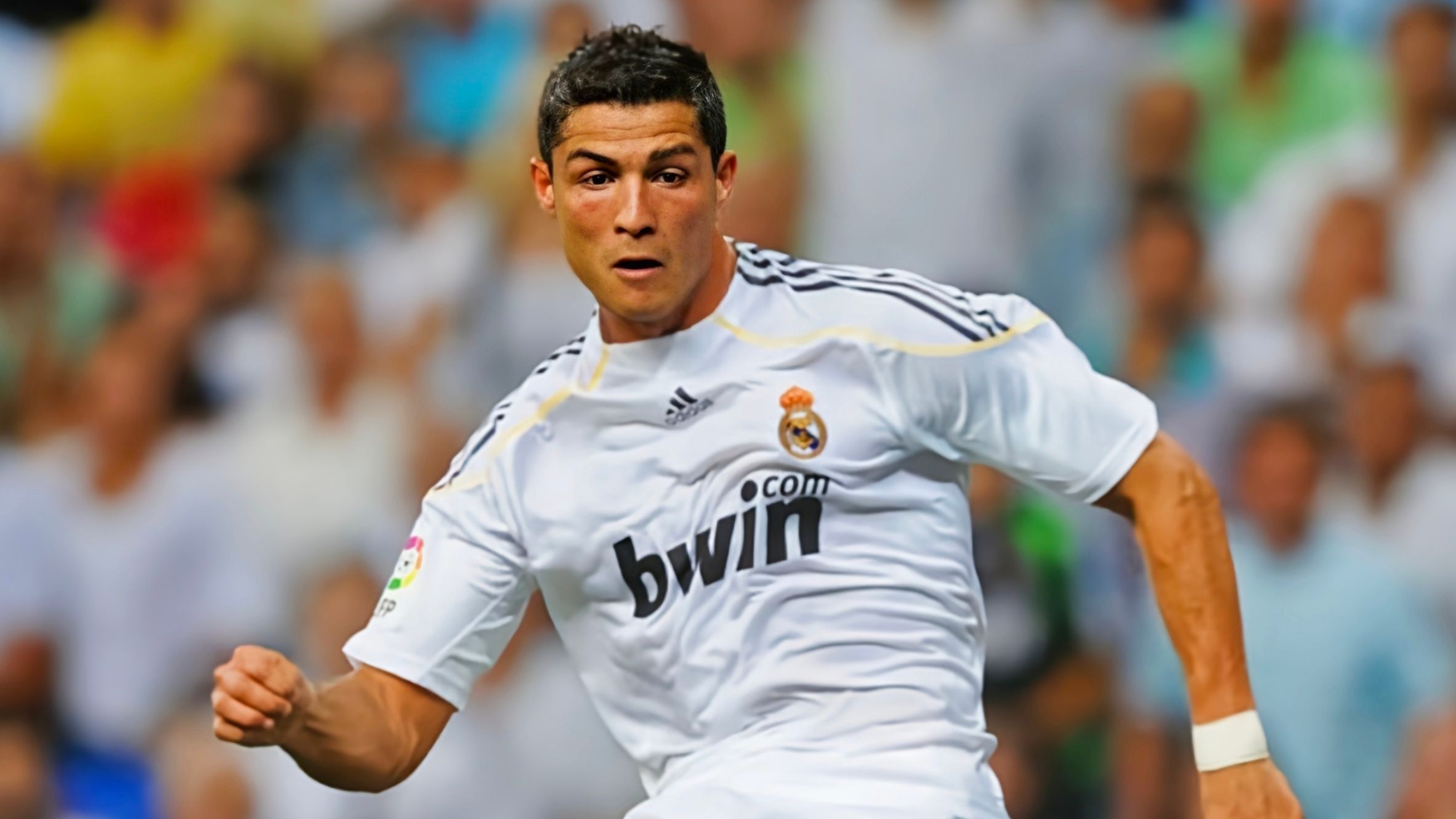 皇马逆袭击败,C罗梅开二度领跑射手榜 皇马逆袭击败,C罗梅开二度领跑射手榜