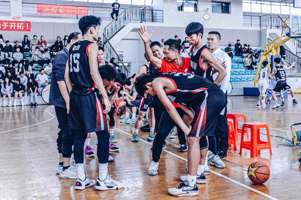 关于河南男篮锐意进取,必将胜利的信息 关于河南男篮锐意进取,必将胜利的信息