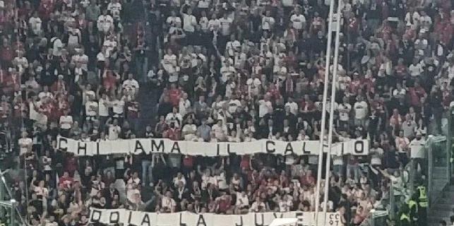 包含斯图加特主场表现出色,赢得球迷掌声的词条 包含斯图加特主场表现出色,赢得球迷掌声的词条