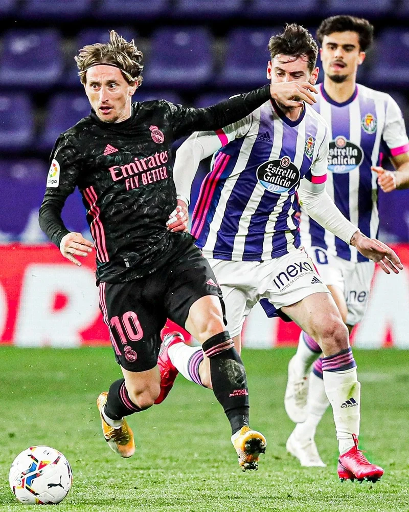 包含皇家马德里击败巴拉多利德,穆里尼奥赛后发表讲话的词条 包含皇家马德里击败巴拉多利德,穆里尼奥赛后发表讲话的词条