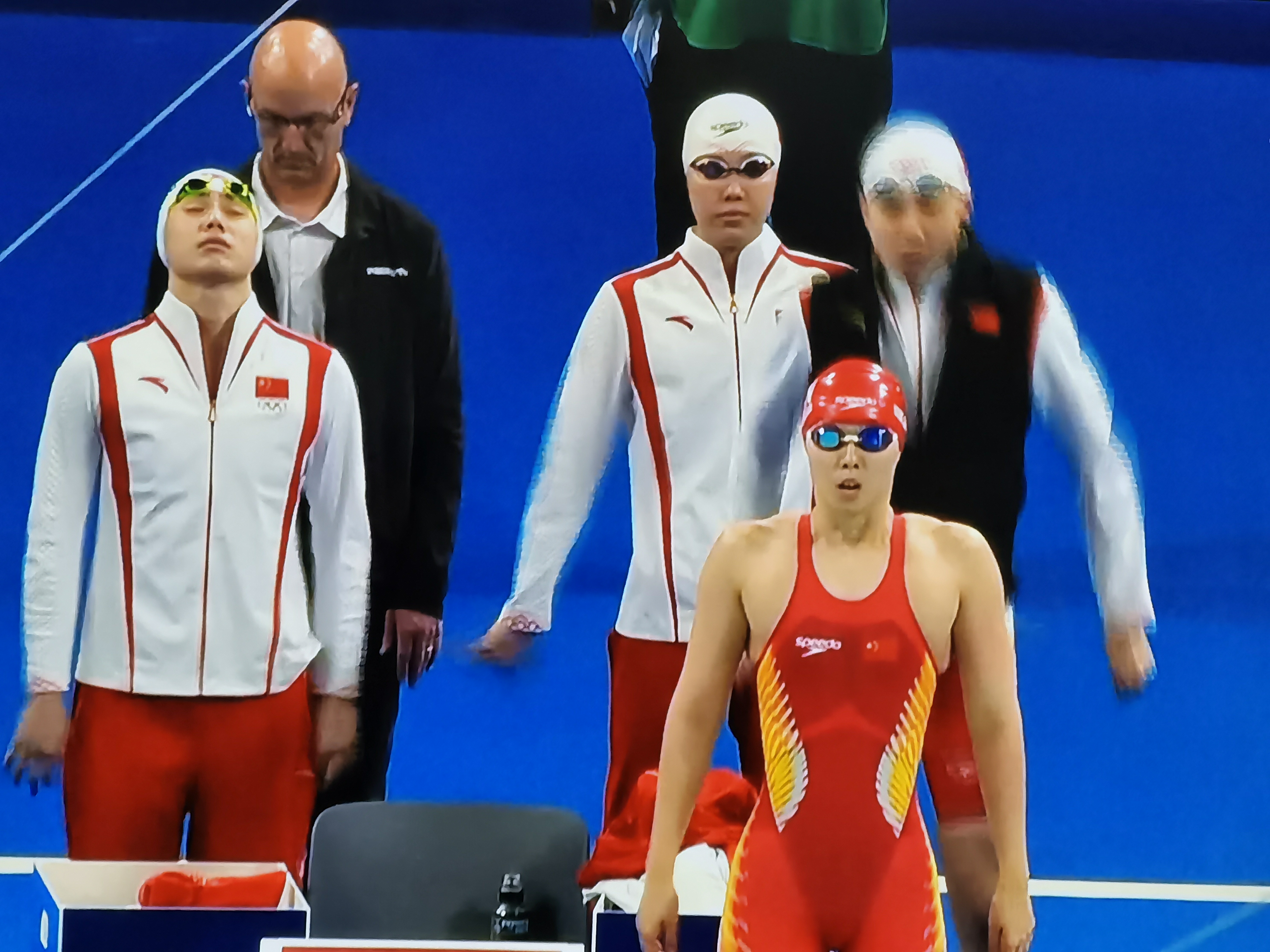 法国游泳队获得自由泳接力金牌 法国游泳队获得自由泳接力金牌