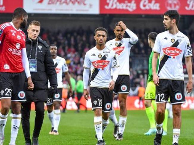 法甲联赛为球迷呈现精彩赛事,每分每秒值得期待 法甲联赛为球迷呈现精彩赛事,每分每秒值得期待