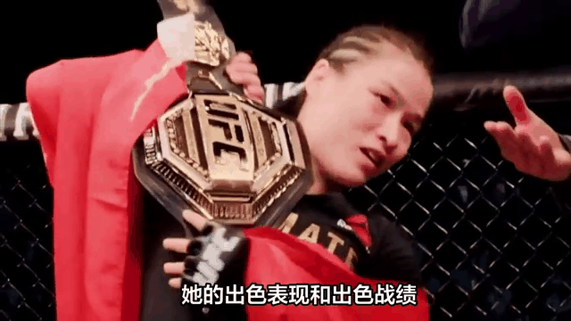 泰国拳击选手力克对手,获得冠军 泰国拳击选手力克对手,获得冠军