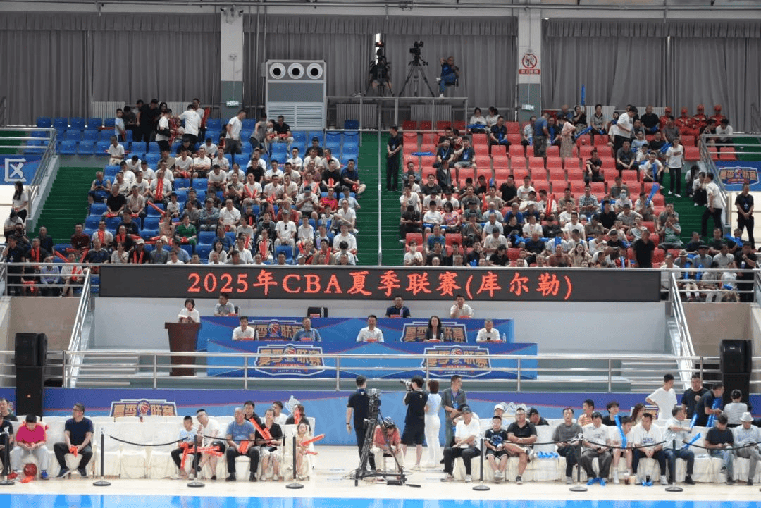 CBA夏季联赛继续进行,球队实力崭露头角的简单介绍 CBA夏季联赛继续进行,球队实力崭露头角的简单介绍