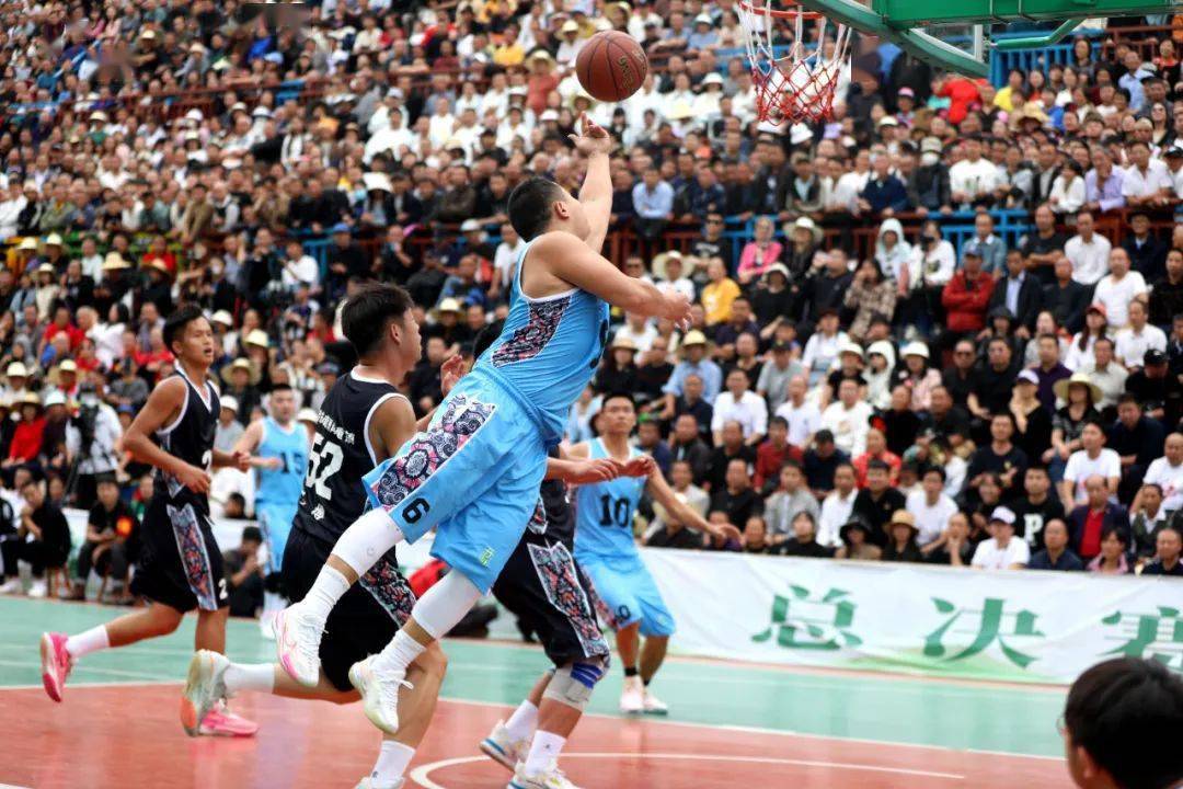 亚洲新星闪耀俄罗斯篮球赛场,瞄准总冠军 亚洲新星闪耀俄罗斯篮球赛场,瞄准总冠军