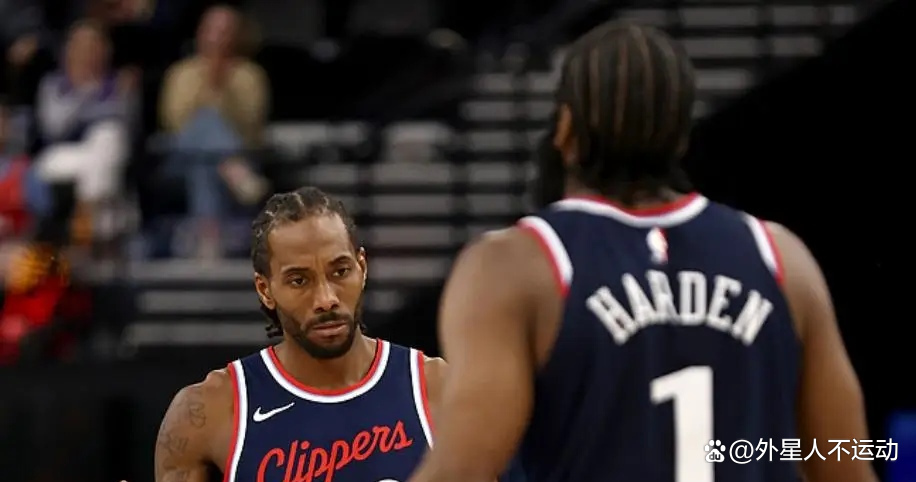 快船队战胜篮网队挺进季后赛