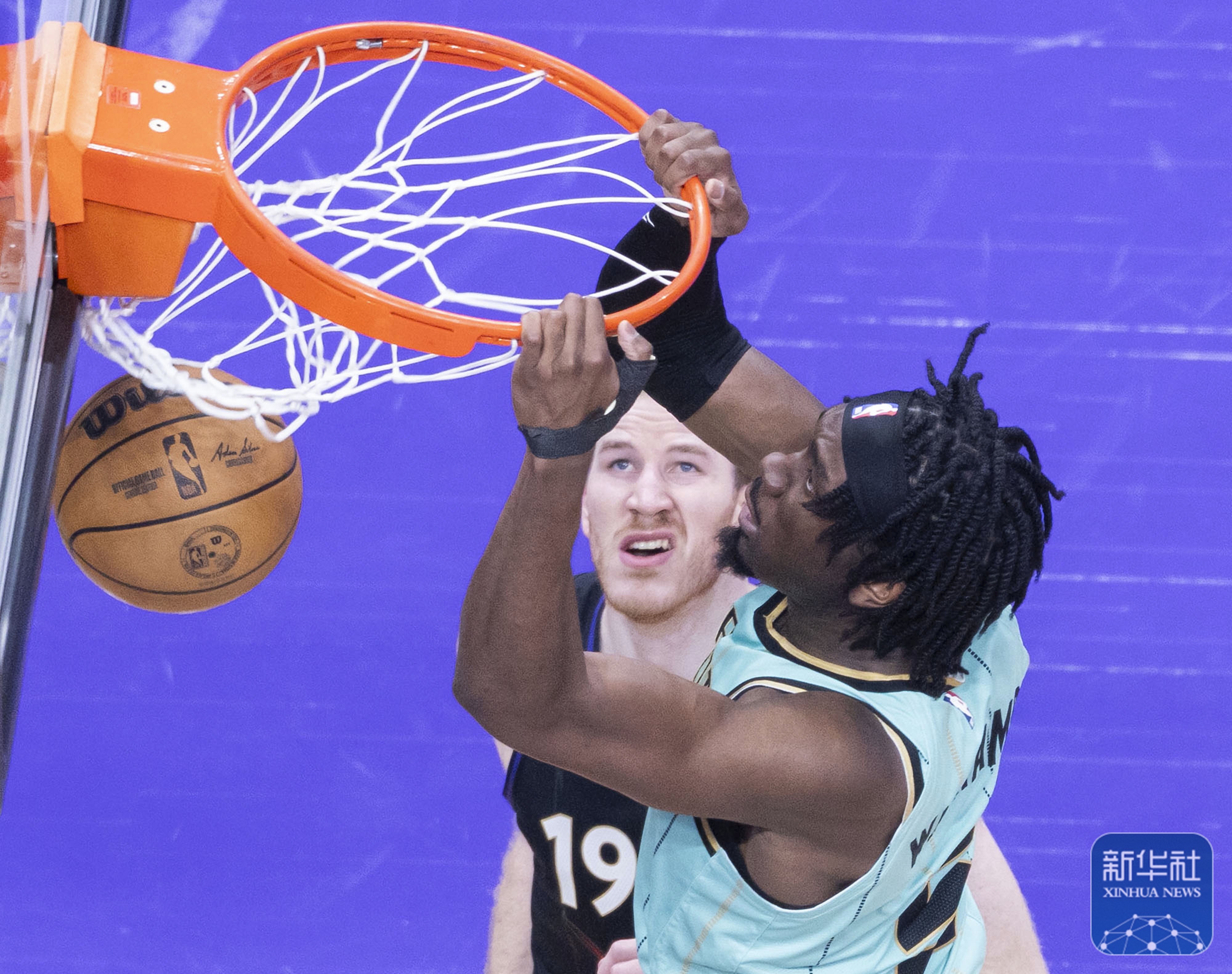 猛龙队近期比赛接连胜出,实力得到认可 猛龙队近期比赛接连胜出,实力得到认可