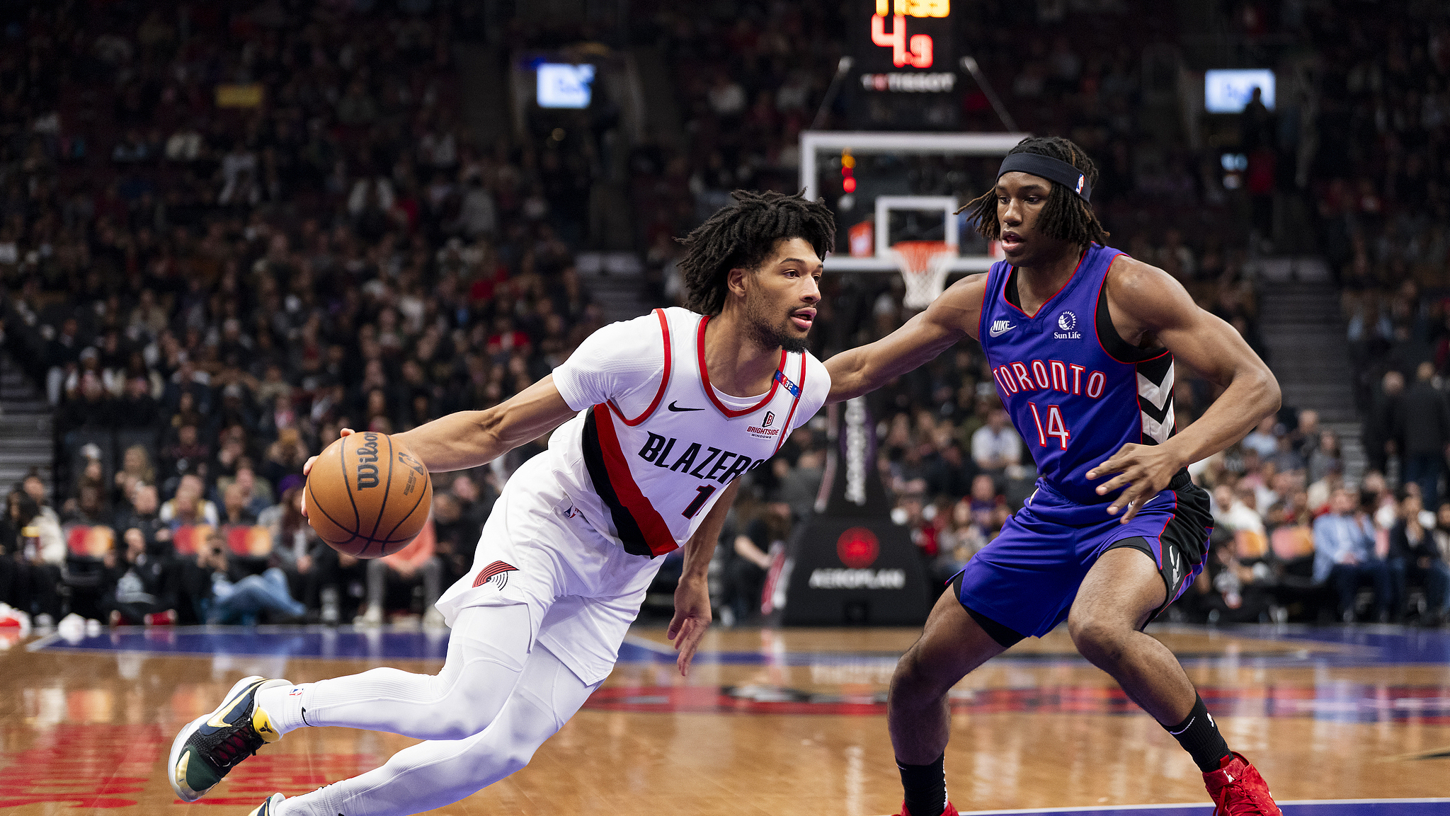 开拓者队赢得激战,继续保持不败 开拓者队赢得激战,继续保持不败