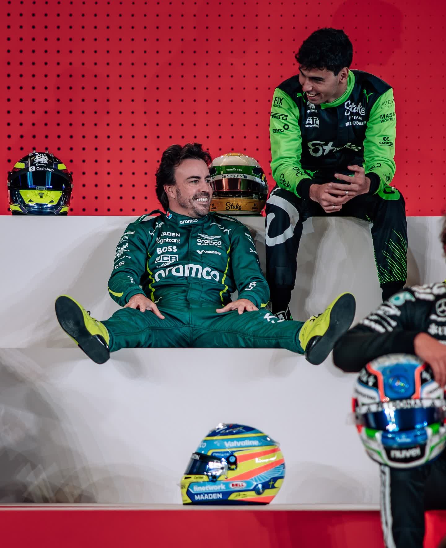 关于红牛车队完胜雷诺车队,阿隆索关键制胜的信息 关于红牛车队完胜雷诺车队,阿隆索关键制胜的信息